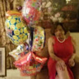 Meet your Posher, Stella